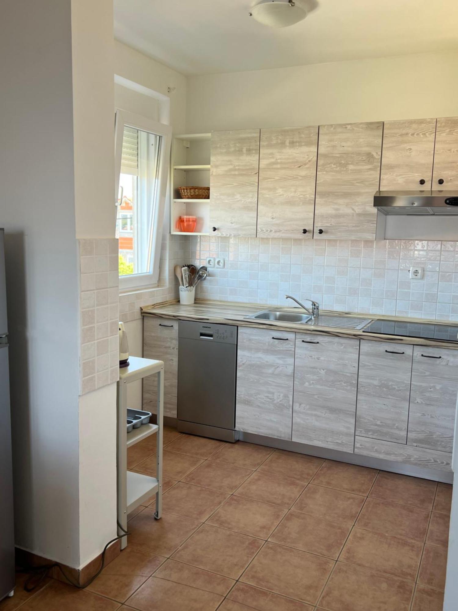Apartmani Maksan Pakostane Luaran gambar